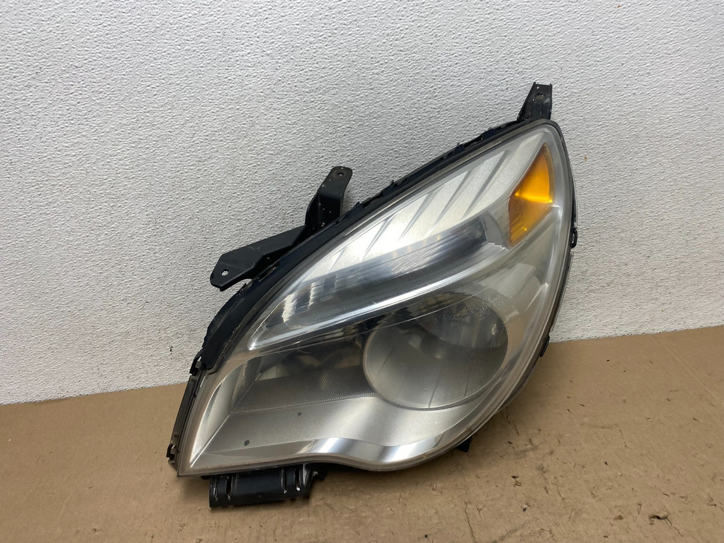 2010-2015 Chevrolet Equinox Halogen Headlight Left Driver LH Side AG5644 DW0