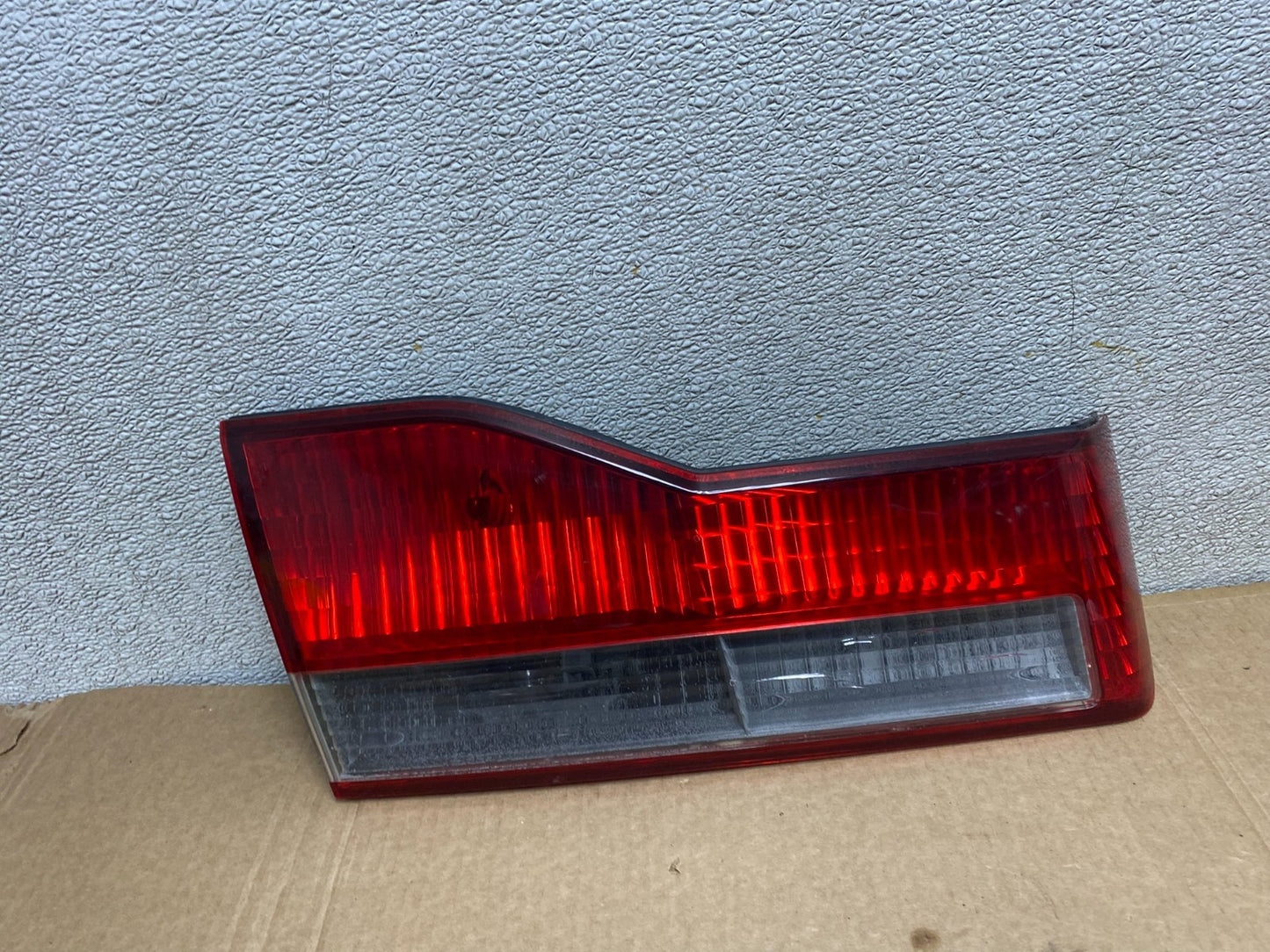 2001 to 2002 Honda Accord Left Driver LH Side Inner Tail Light OEM V0989 DW0