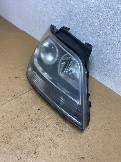 2009 2010 2011 Kia Borrego Right Passenger Side Halogen Headlight OEM AC3642 DW1