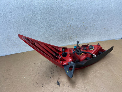 2007 - 2012 Nissan Versa Hatchback Left Driver Side Lh Tail Light AI9093 LK3