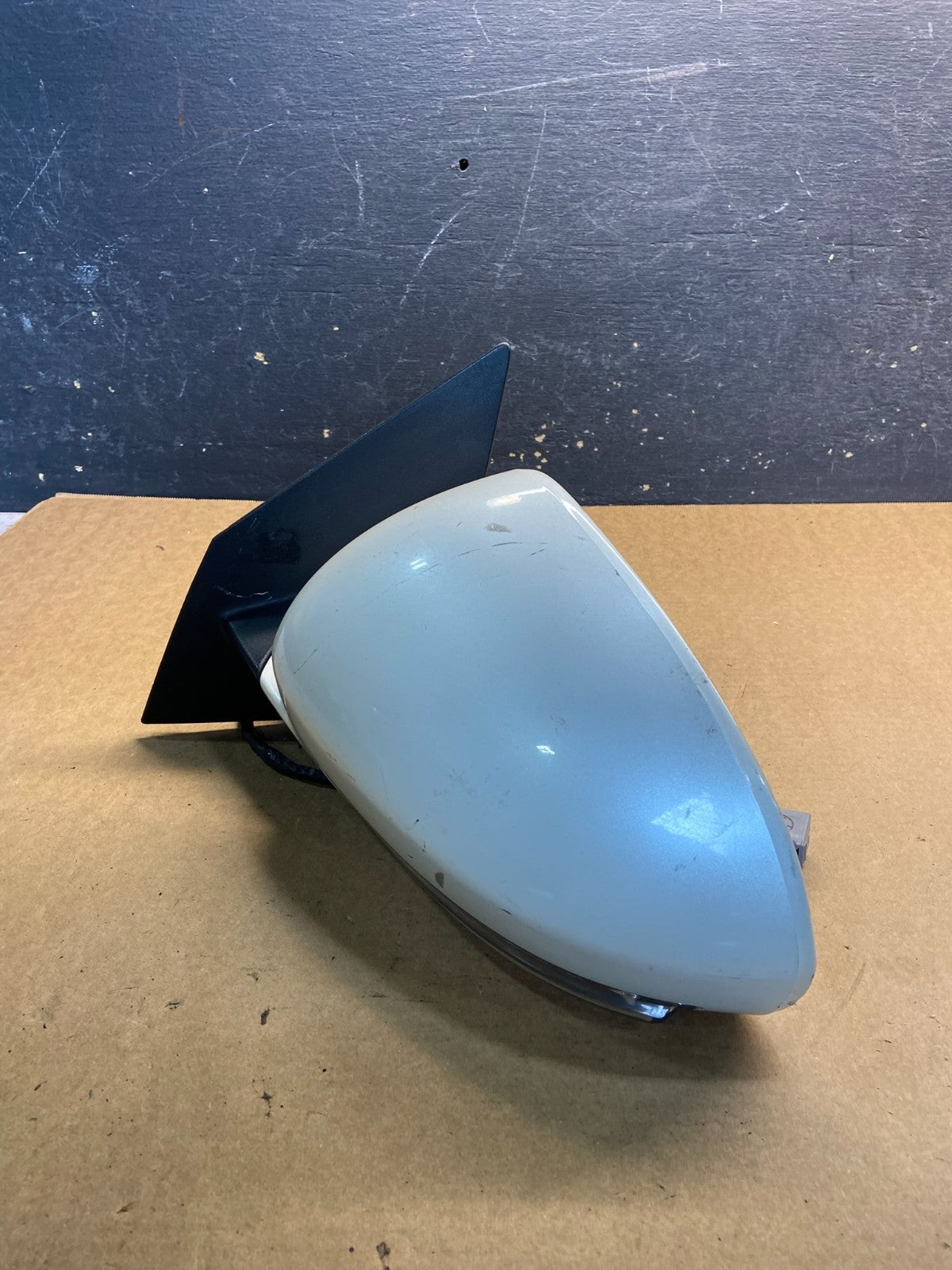 2008-2012 Buick Enclave Left Driver Heat Door Turn Sg Mirror OEM AA0887 MS2