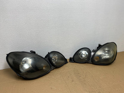 2001 to 2005 Lexus GS430 Gs300 Left+Right Headlights Halogen AB8250 DW2