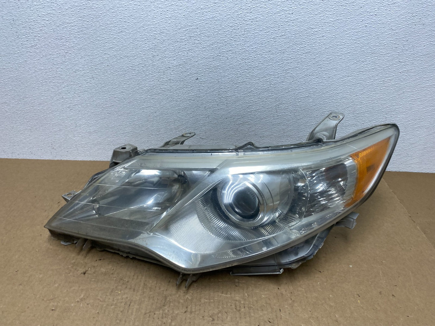 2012 2013 2014 Toyota Camry Left Driver LH Halogen Headlight AC1057 DW0