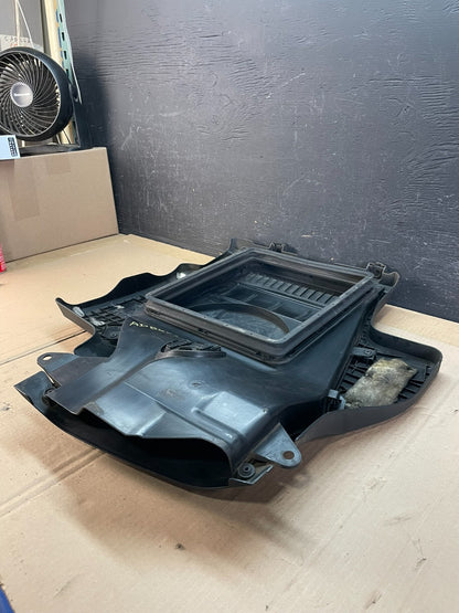 2010 2011 2012 Mazda CX7 CX-7 2.3L Engine Shield Top Cover ad8623 DG4
