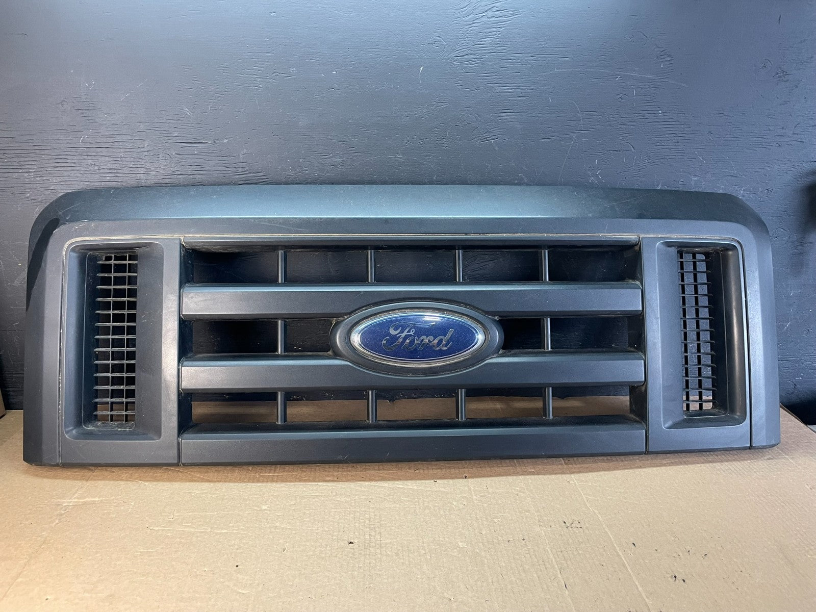 2008 to 2014 Ford Econoline E150 E250 Front Upper Black Grill Grille AF5270 DW0