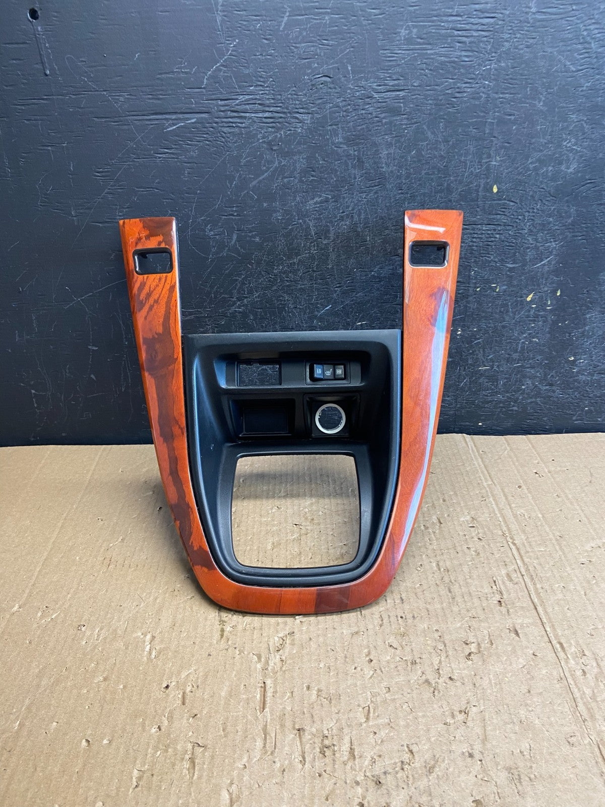 1999 to 2003 Lexus RX300 dash Console Center Shifter Floor Bezel AE4189 DG0
