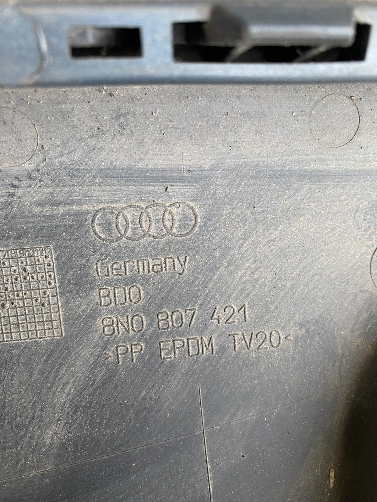 1999 to 2006 Audi TT S-line Quattro Rear Bumper Plastic Cover E542218