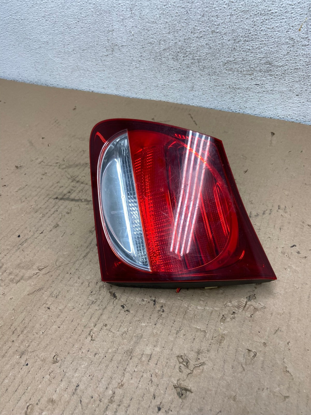 2006-2011 Lexus GS350 GS430 GS450H Right Passenger Inner Tail Light AF3253 LK1