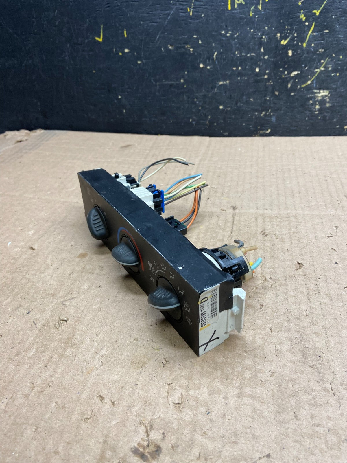 2001 - 2007 GMC Chevrolet Express 1500 Climate Control A/C z0197 DG1