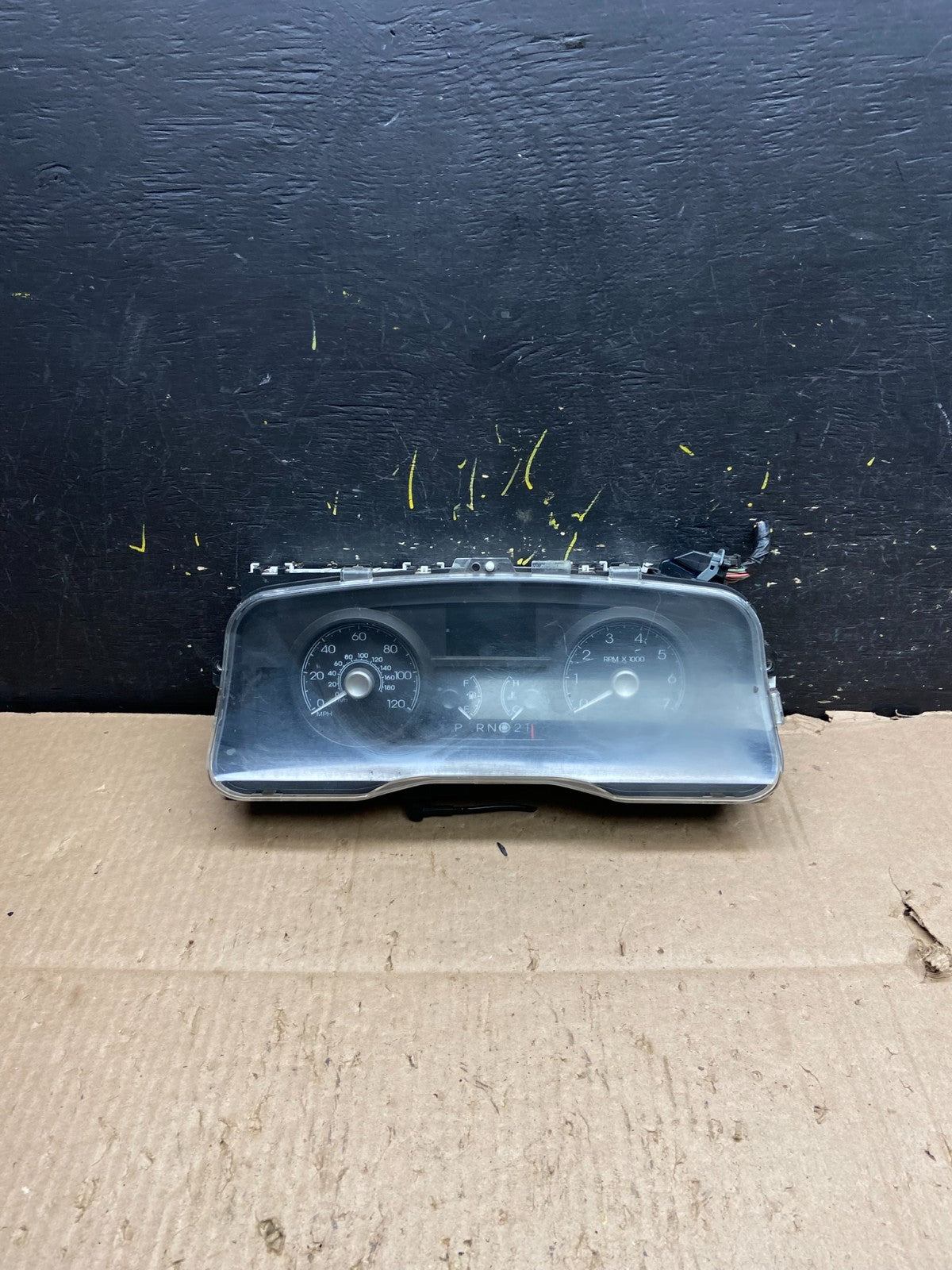 2009 to 2010 Mercury Marquis Speedometer Cluster Gauge Oem ab1809 DG0