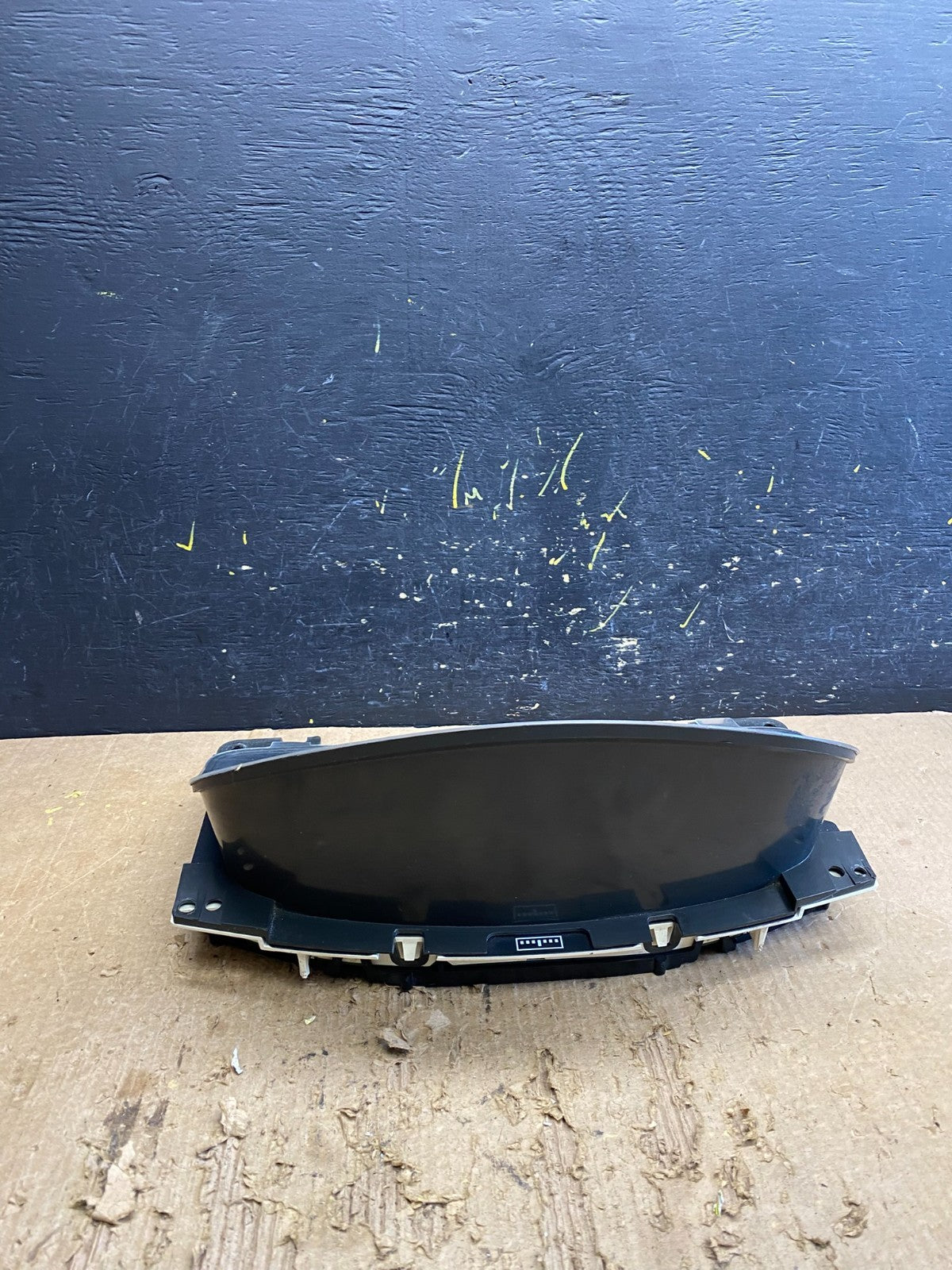 2004 to 2007 Chevrolet Express Speedometer Cluster Gauge Z9982 DG4
