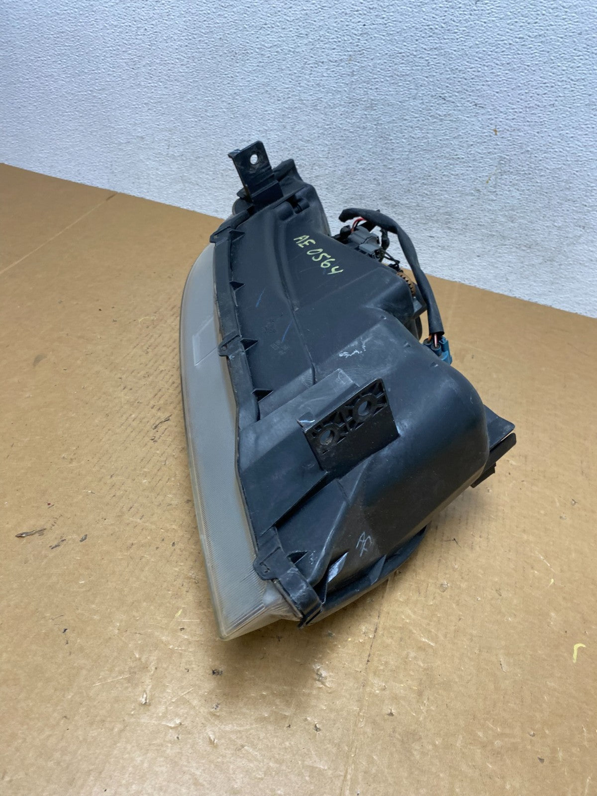 2004 2005 2006 Acura MDX Left Driver LH Headlight Halogen AE0564 DW6