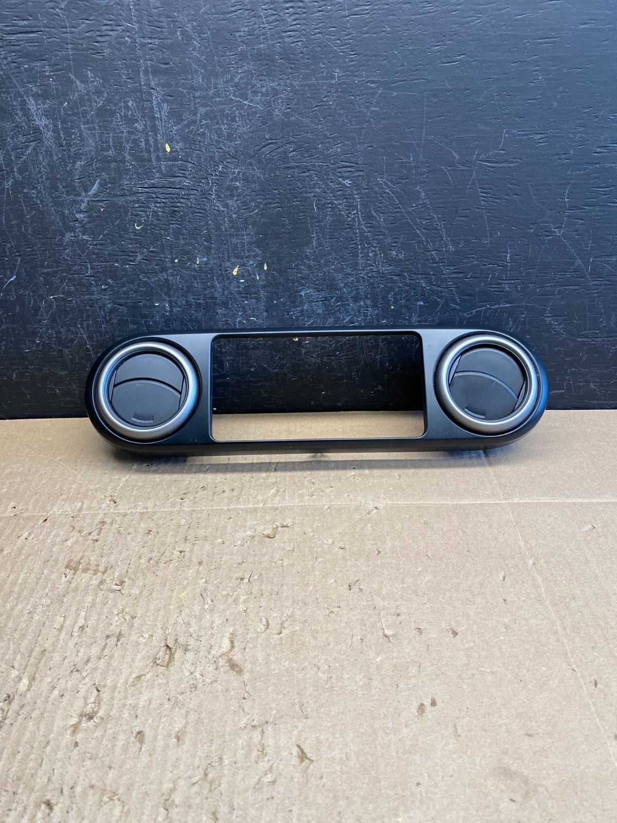 2008-2014 Scion XB Center Console Dash Radio Climate Control Bezel AC9084 DG0