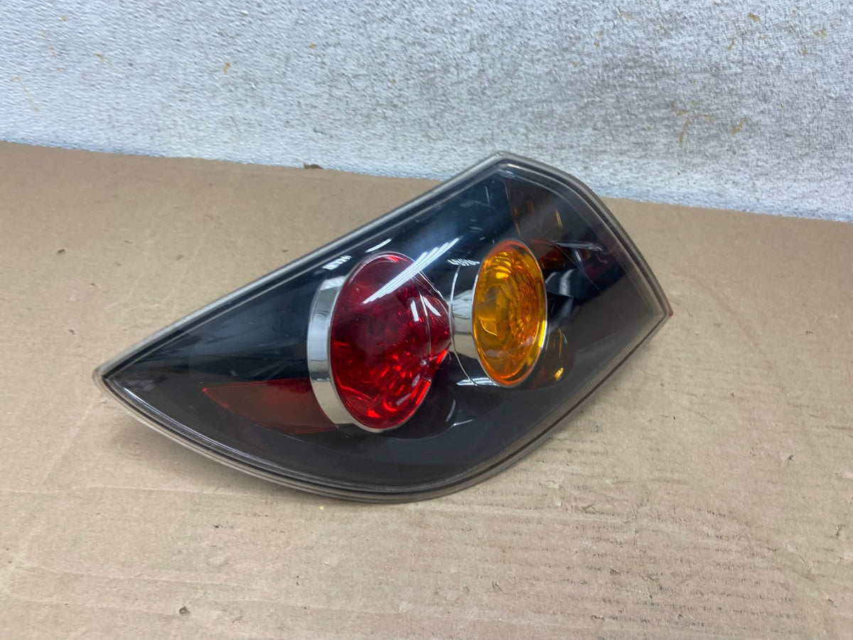 2004 2005 2006 Mazda 3 Hatchback Left Driver LH Side Tail Light AH9460 LK2