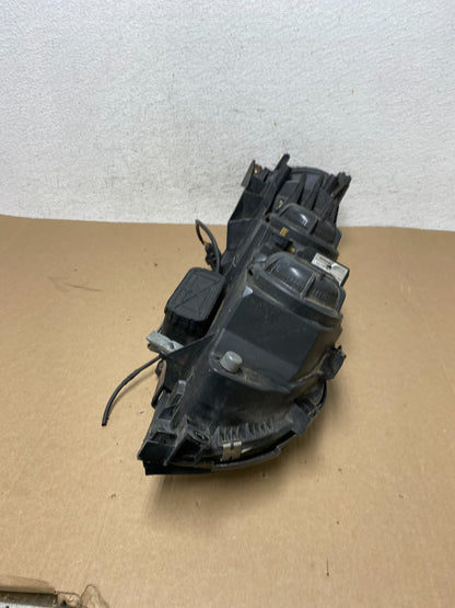 2001 2002 2003 2004 Volvo V70 XC70 Left Driver Side Headlight AD6411 DW5