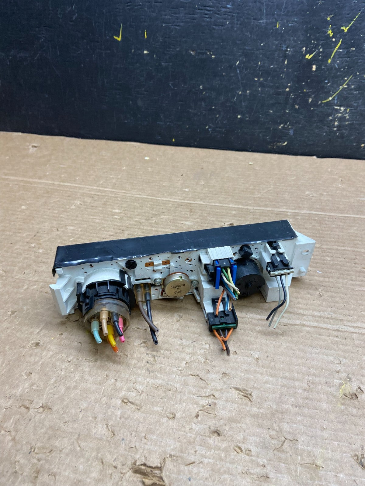2001 - 2007 GMC Chevrolet Astro Express Climate Control A/C W1792 DG4