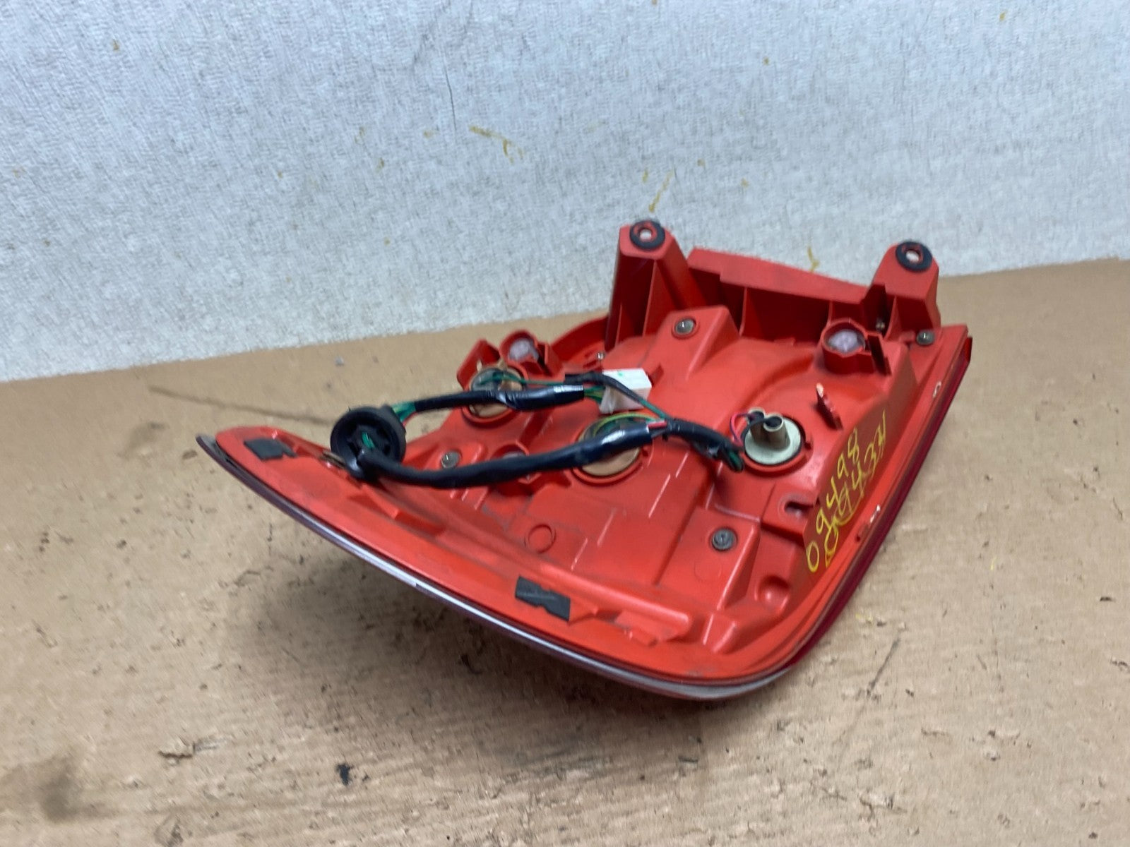2005 to 2006 Saab 9-2x 92 Right Passenger RH Side Tail Light OEM o9498 DG4