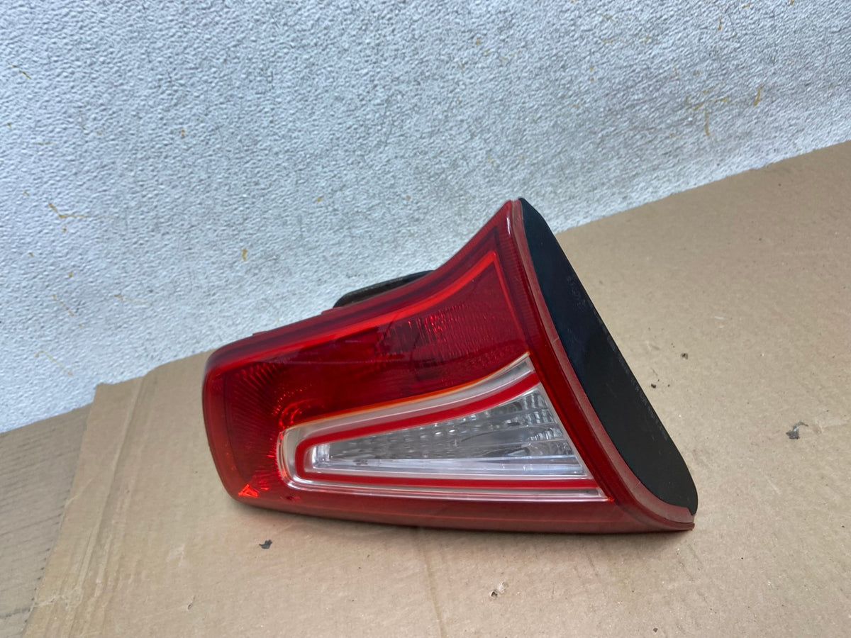 2011 to 2013 Kia Sportage Left Driver LH Side Inner Tail Light AI1158 LK1