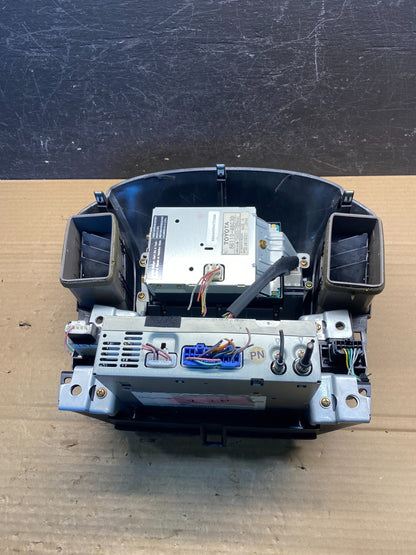 2001 to 2003 Lexus Rx300 Radio Receiver Head Unit + Bezel Surround ae4804 DG5