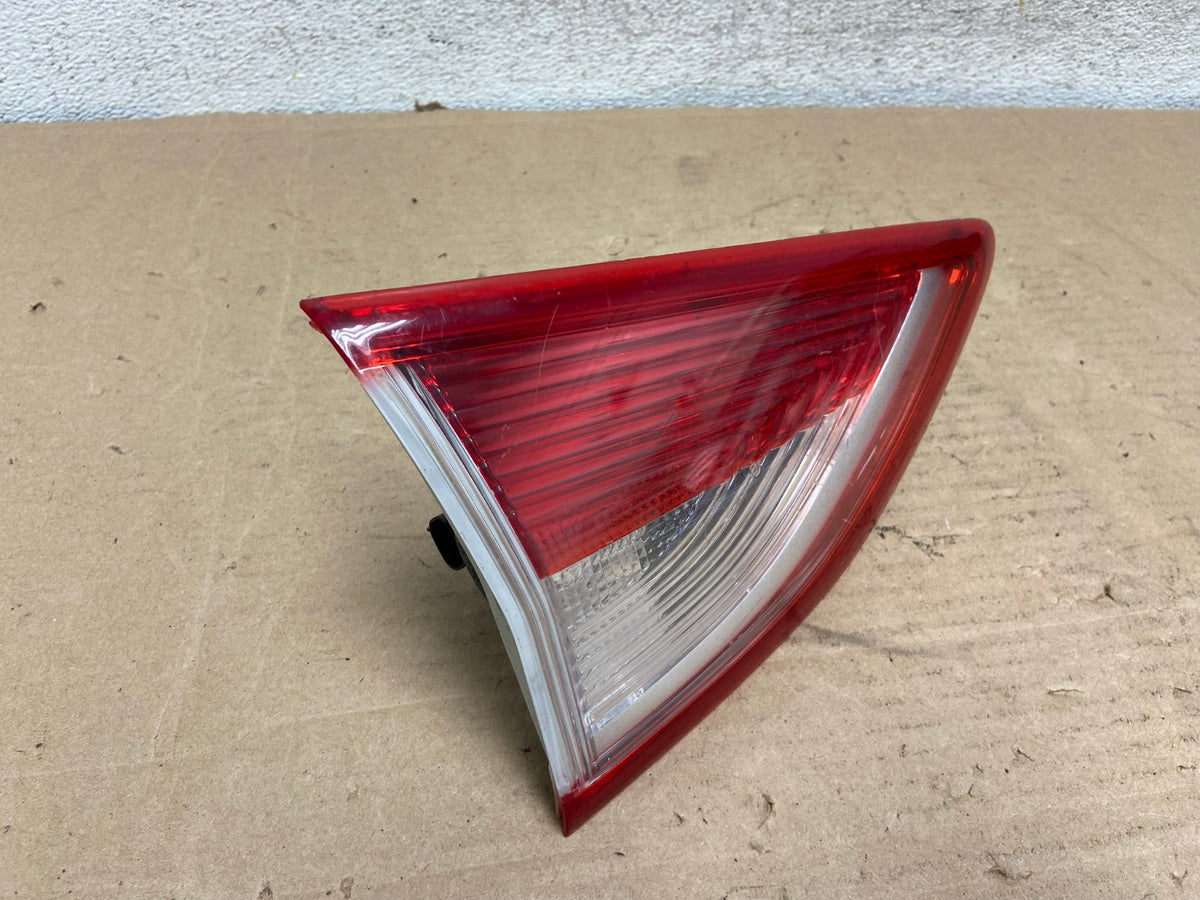 2013 to 2016 Ford Escape Left Driver LH Side Inner Tail Light AH9520 LK2