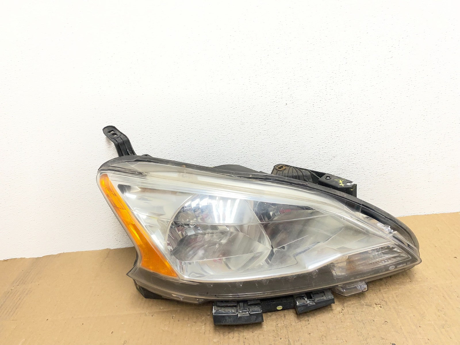 2013 - 2015 Nissan Sentra W/LED Halogen Right Passenger Headlight AB8563 DW0