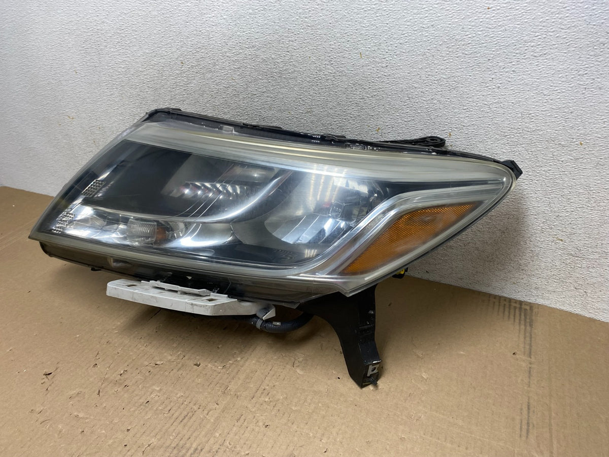 2013 - 2016 Nissan Pathfinder Left Driver LH Side Headlight Halogen AJ2103 D1