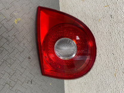 2006-2009 Volkswagen Golf Left Driver Lh Side Tail Light Inner Trunk C3175 DG10