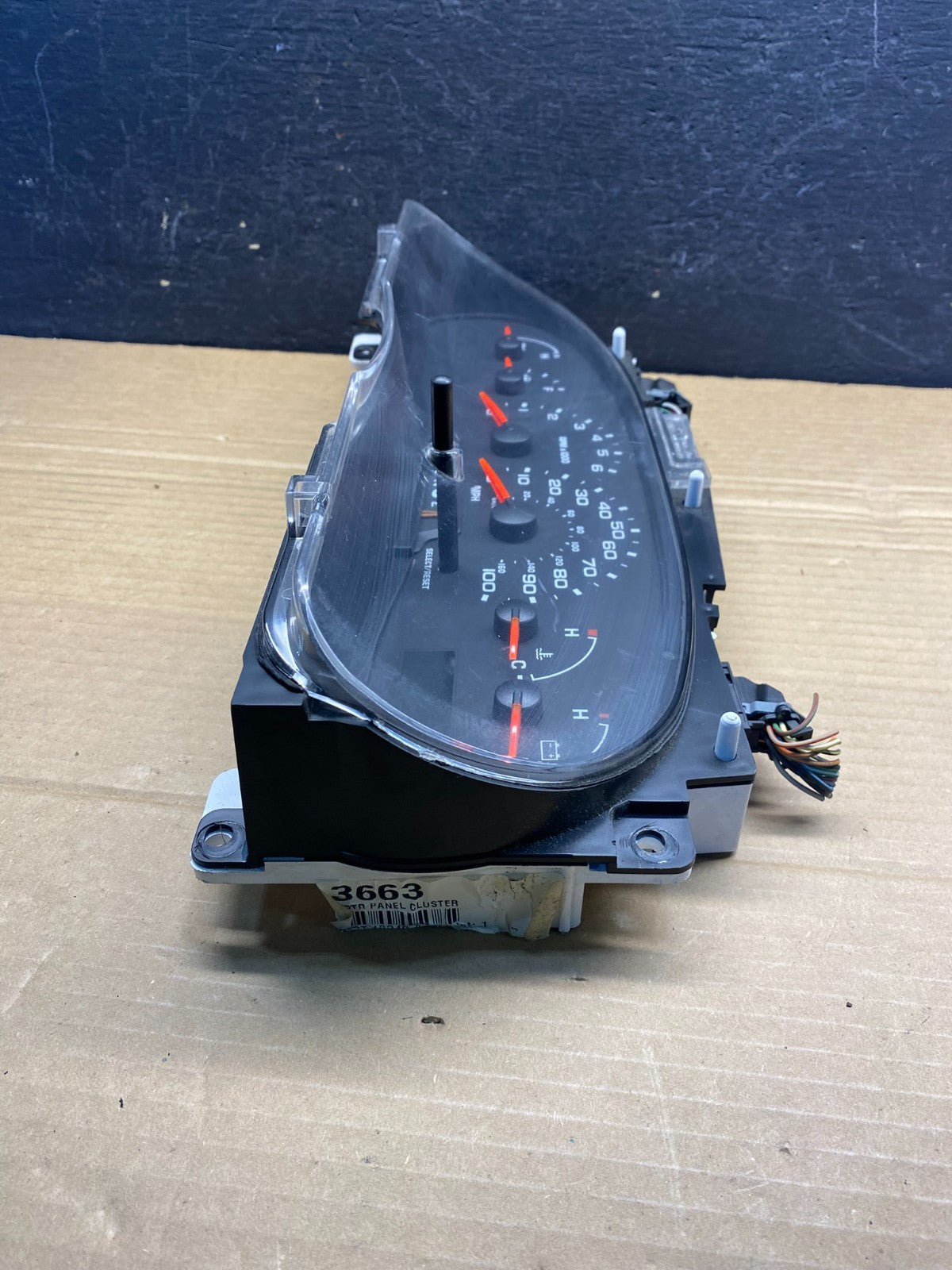 2006 Ford E350 Gauge Speedometer Cluster ae6190 DG2