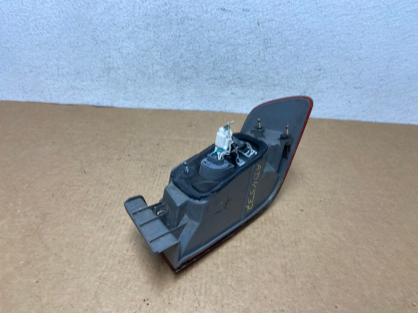 1997 1998 1999 Toyota Camry Tail Light Left Driver Rh Side AD4537 LK4