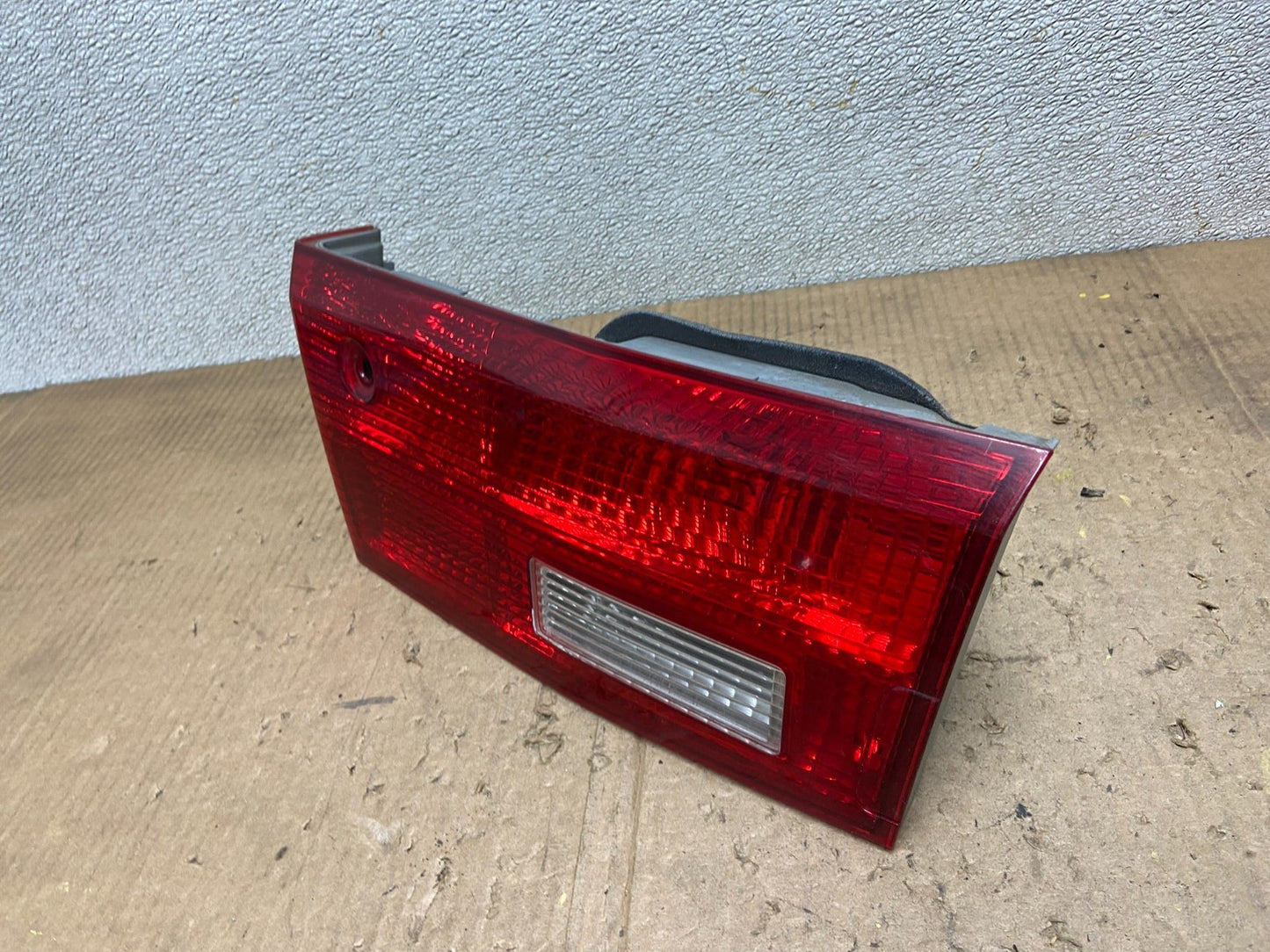 2005 Honda Accord Sedan Right Passenger Inner Tail Light Oem AA7057 DW1