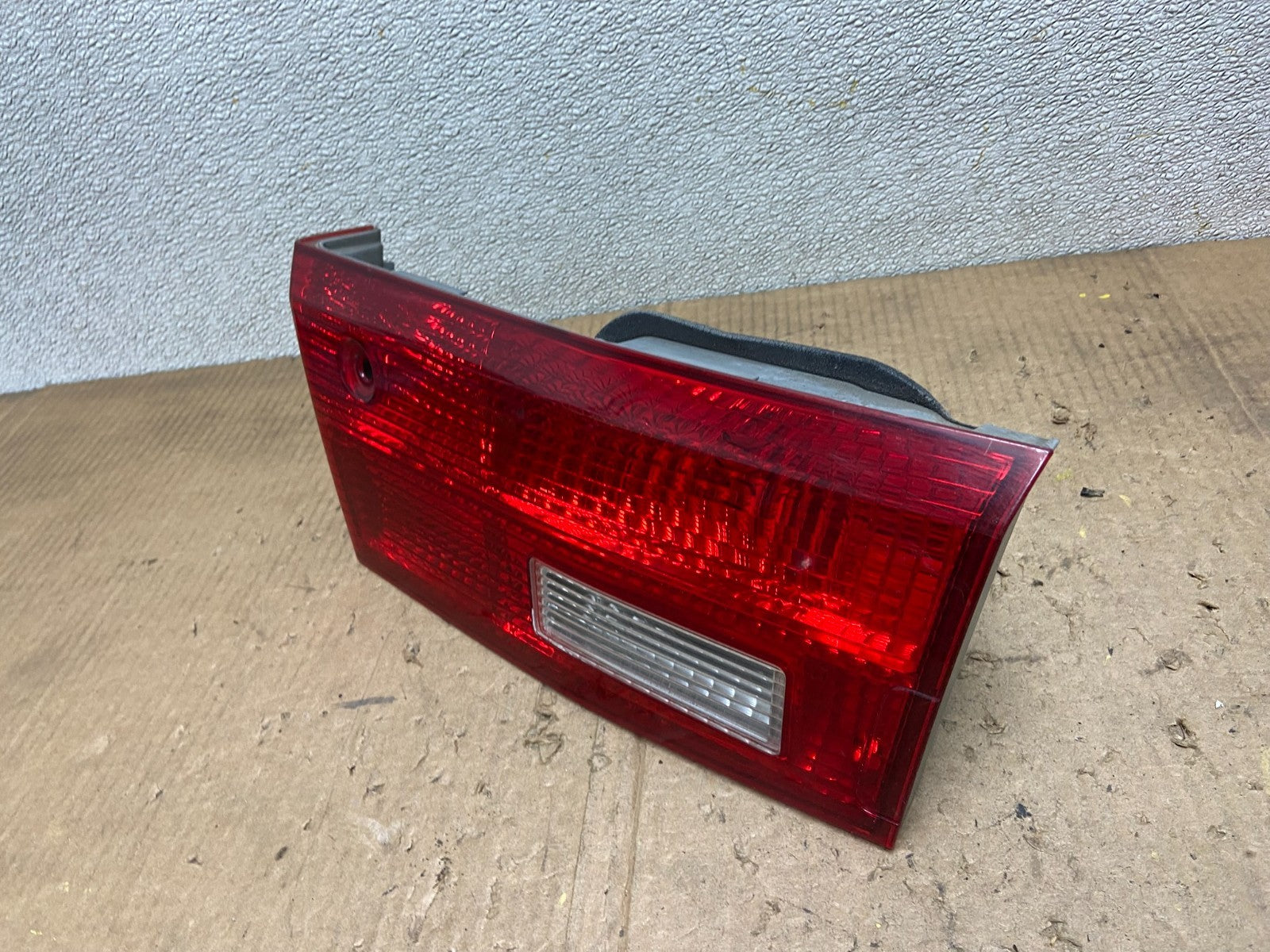 2005 Honda Accord Sedan Right Passenger Inner Tail Light Oem AA7057 DW1