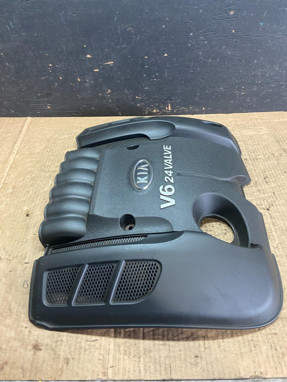 2007 - 2008 Kia Optima Rondo 2.7L V6 Engine Motor Cover O3323 PS3
