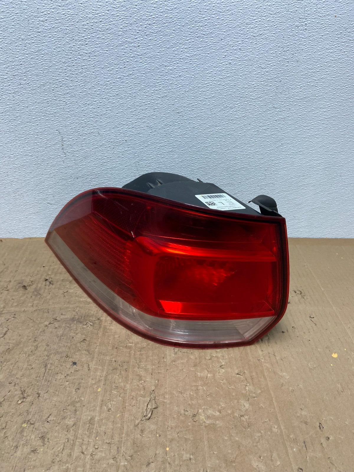 2010-2014 Volkswagen Golf MK6 Wagon Left Driver LH Tail Light OEM AC0241 DW0