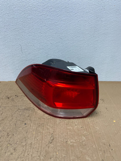 2010-2014 Volkswagen Golf MK6 Wagon Left Driver LH Tail Light OEM AC0241 DW0