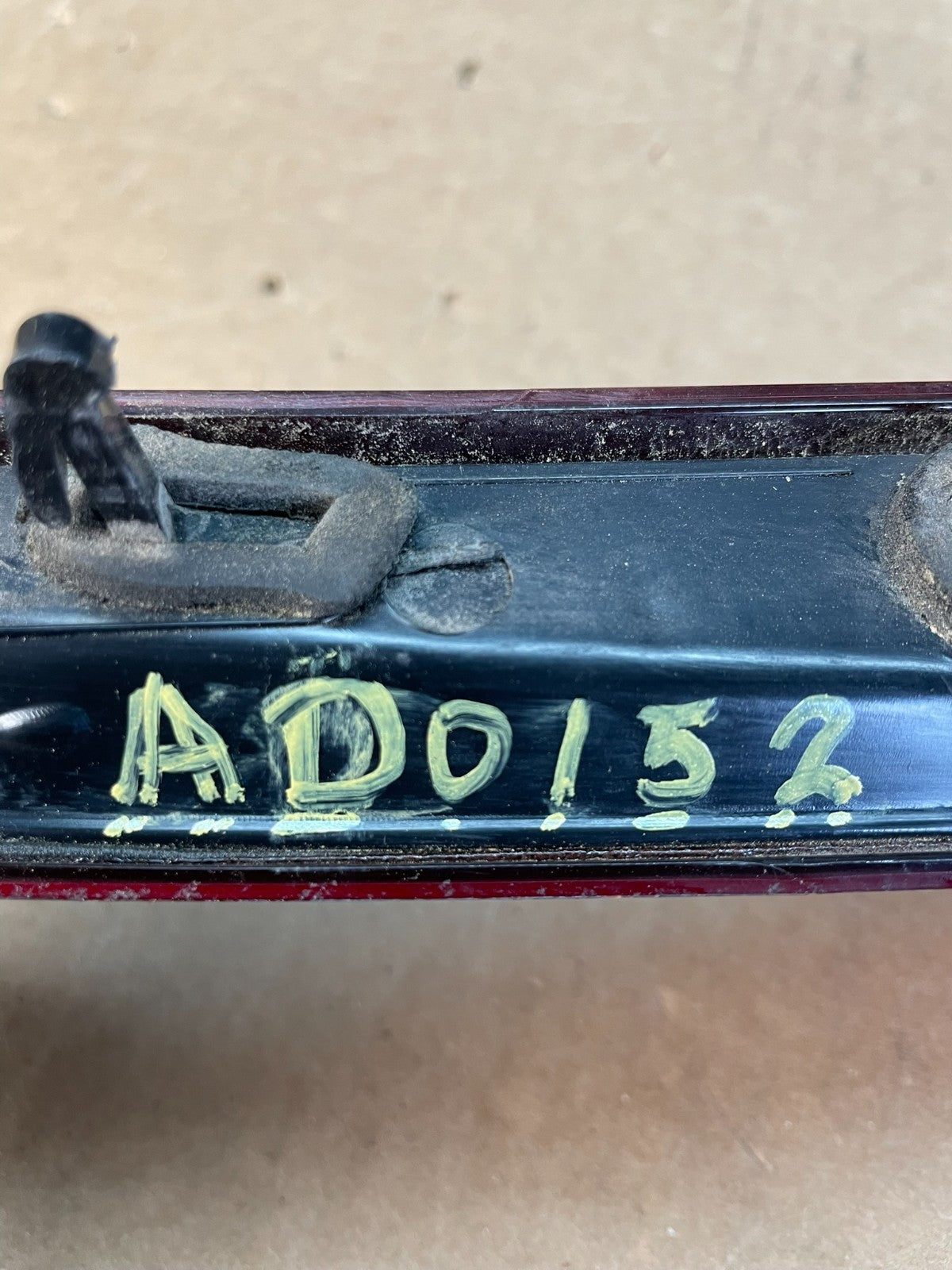 2008-2013 Cadillac Cts Sedan Trunk Lid 3rd Third Brake Tail Light AD01525