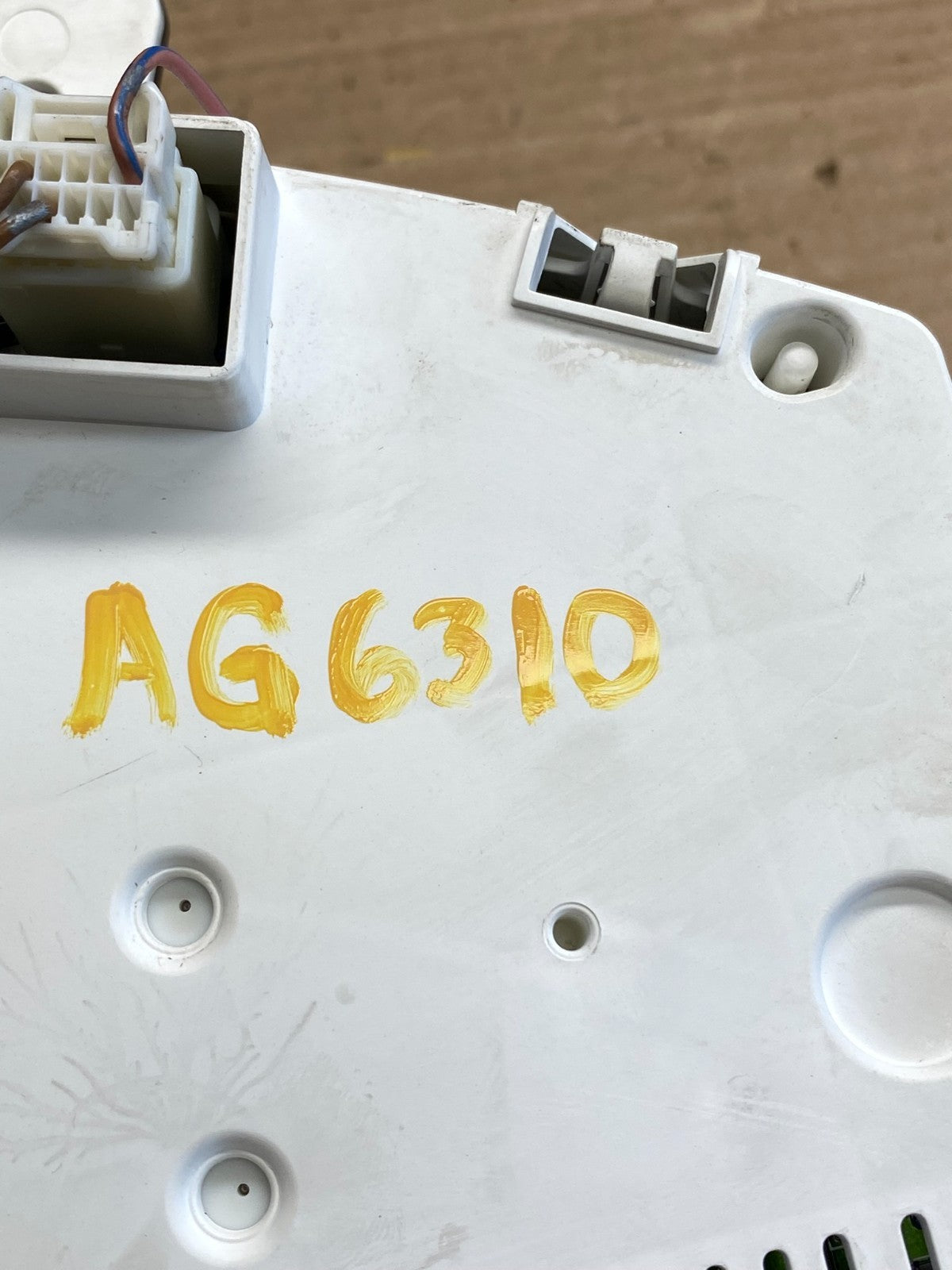 2008 to 2009 Nissan Titan Speedometer Cluster Gauge Bezel AG6310 DG7
