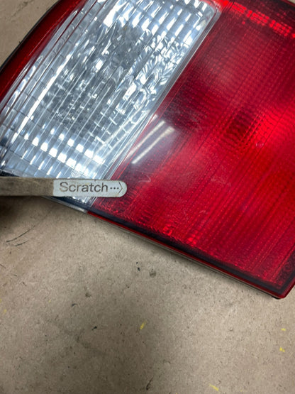 2001 2002 Subaru Forester Left Driver Inner Lid Mounted Tail Light Oem Q4869 DW4