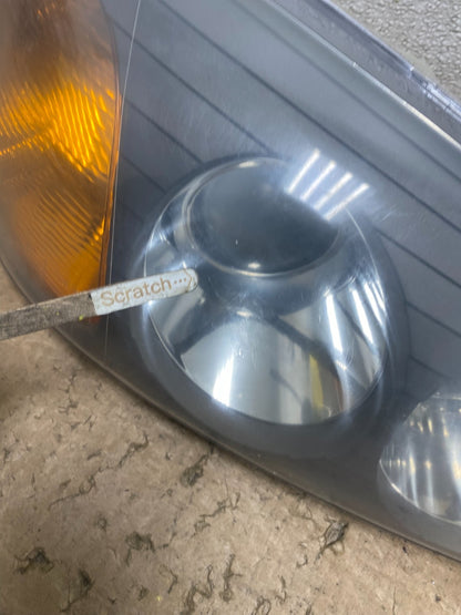 2001 2002 2003 Hyundai XG350 XG Right Passenger Headlight Halogen Oem V6359 DW3
