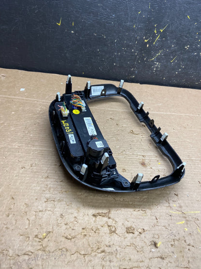 2014 to 2017 Kia Soul AC Heat Climate Control Switch Trim Bezel Black w2051 DG5