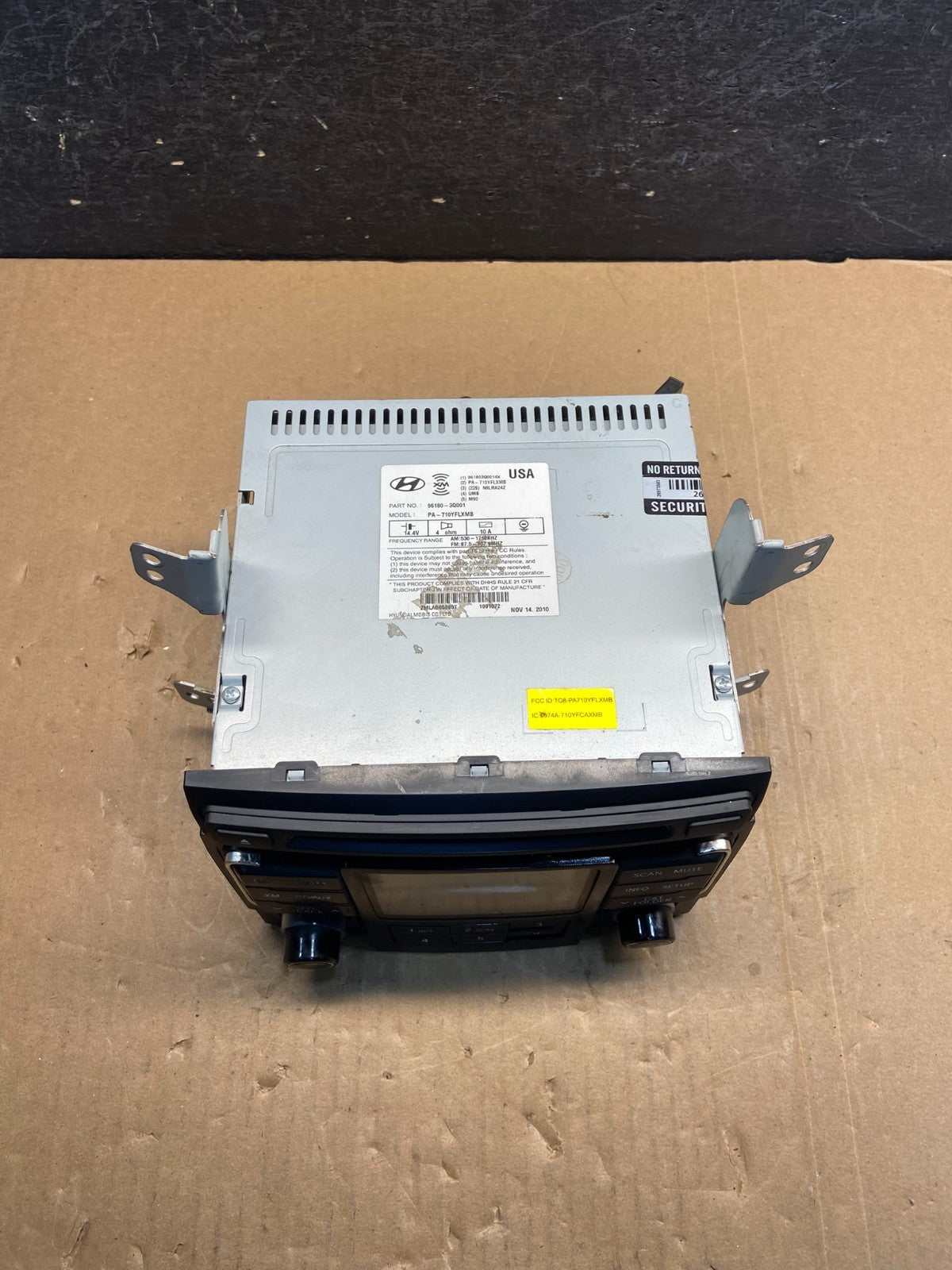 2011 to 2012 Hyundai Sonata Am Fm Cd Player Radio Receiver AG1614 DG3