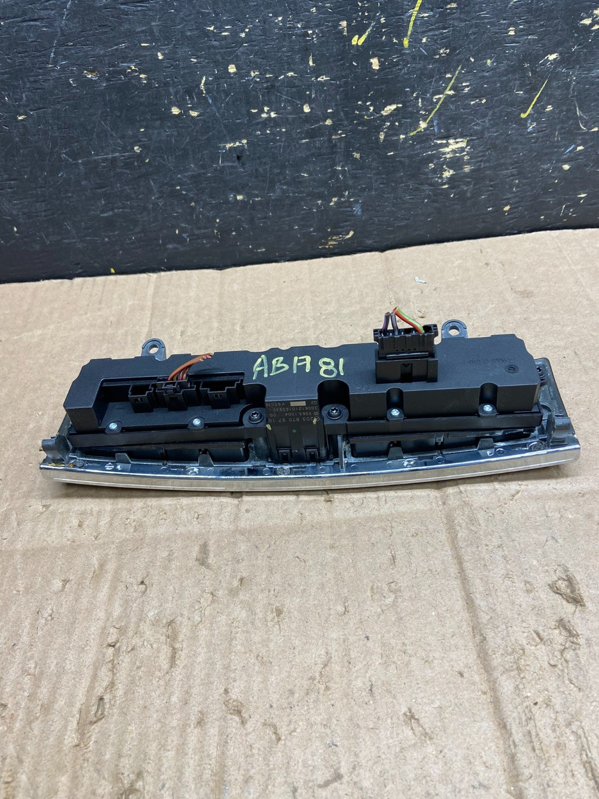 2005 - 2007 Mercedes C230 C240 Center Console Switch Control Unit ab1781 DG3