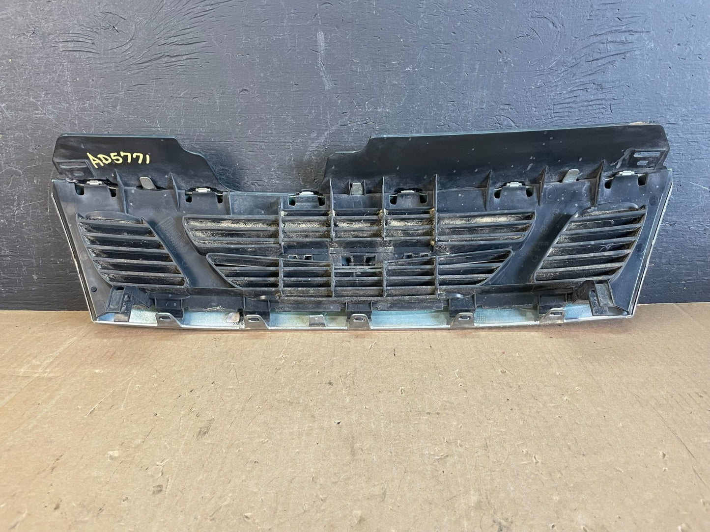 1999 to 2001 Saab 9-3 Front Upper Grille Grill AD5771 DG3