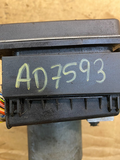 2004 to 2005 BMW 525i ABS Anti-Lock Brake Pump 6758743 AD7593 DG7