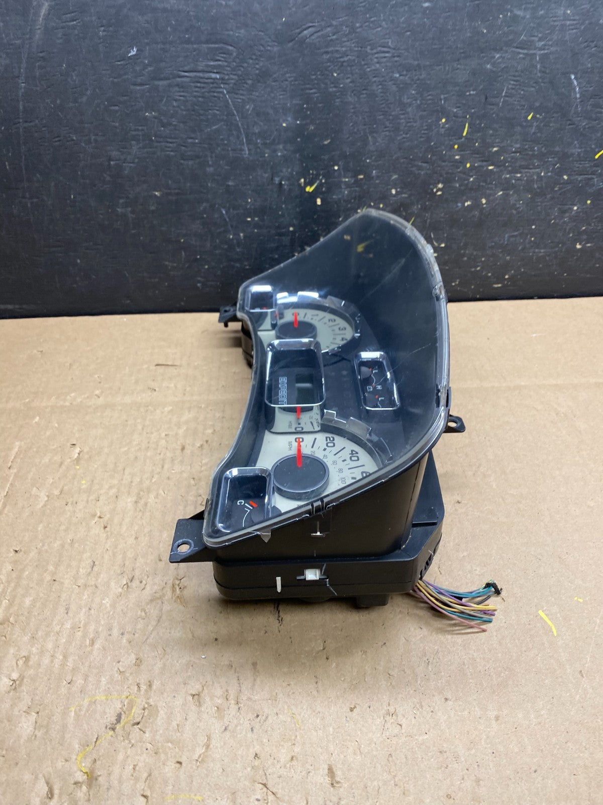 2007 2008 Ford  Expedition Speedometer Cluster Gauge Oem T4725 DG3