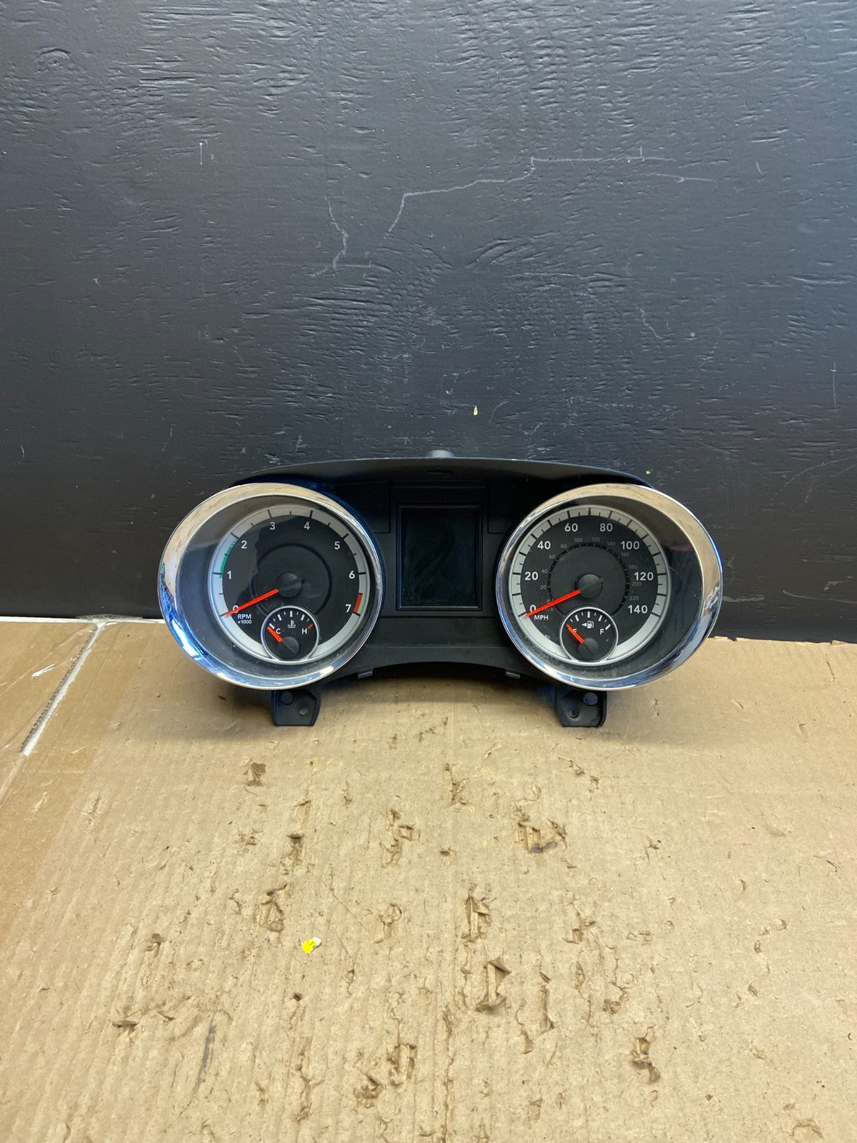2011 Dodge Durango Speedometer Instrument Cluster Gauge AB5774 DG0