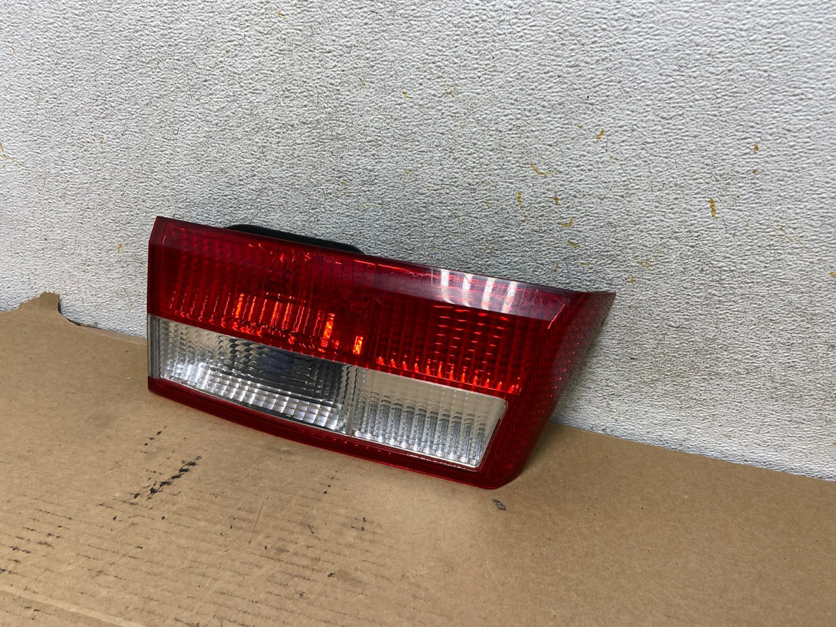 2003-2004 Honda Accord Sedan Left Driver LH Inner Tail Light AH7821 LK2
