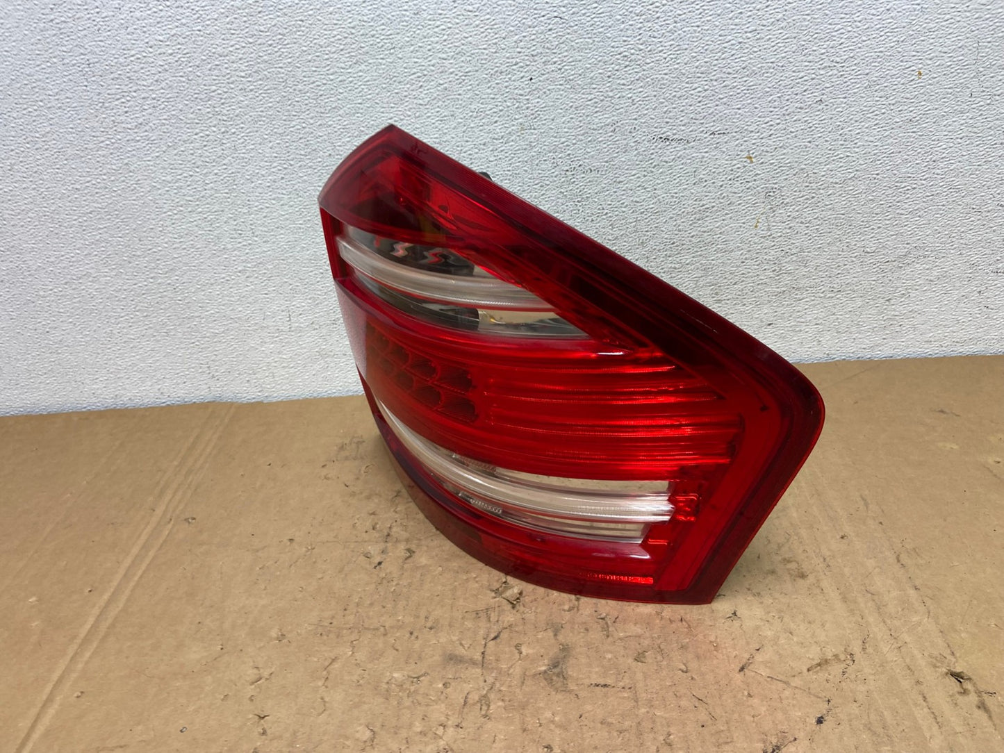 2010 2011 2012 Mercedes GL-Class GL450 Right LED Tail Light AD3770 LK1