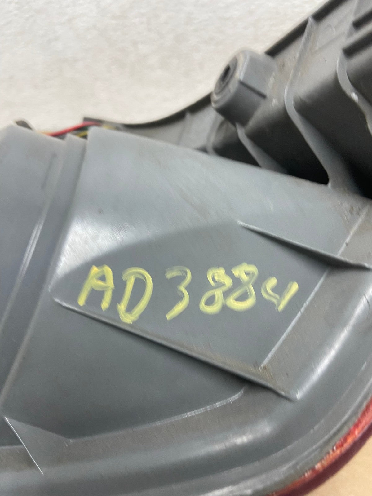 2003 2004 2005 Honda Pilot Right Passenger RH Side Tail Light AD3884 LK7