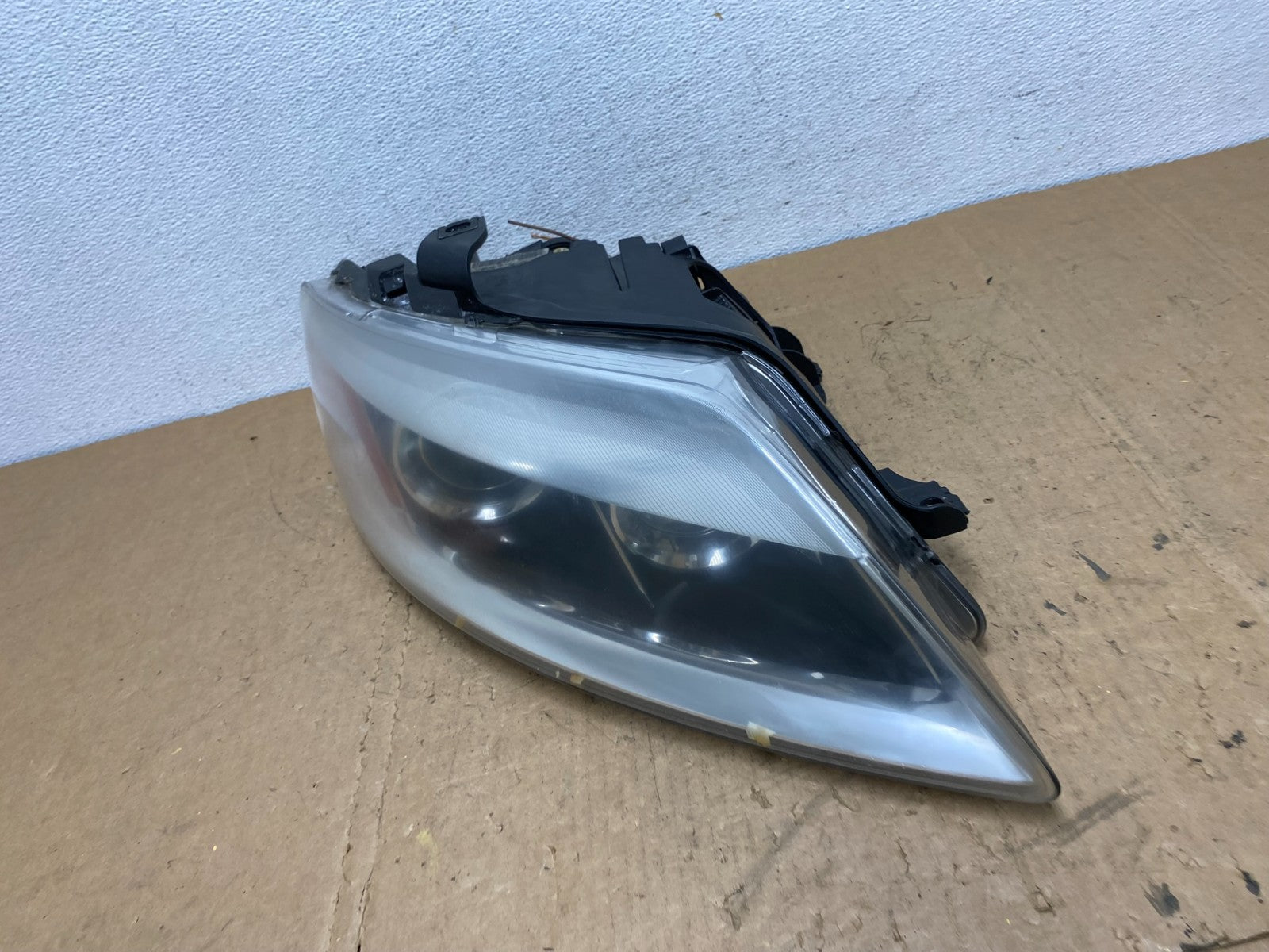 2007- 2009 Audi Q7 Right Passenger RH Side Xenon Hid Headlight AD0528 DW1