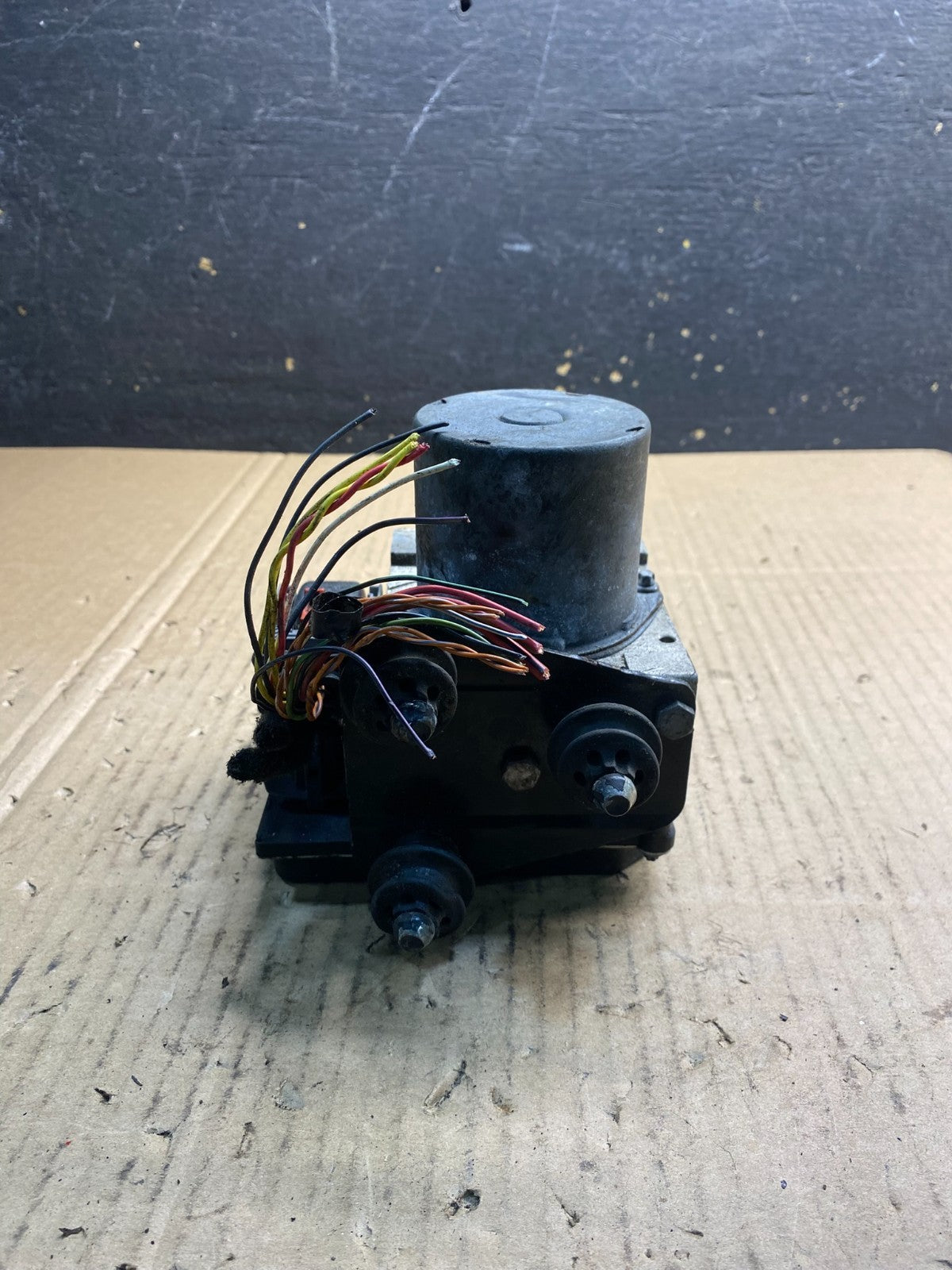 2009 to 2012 Audi A4 ABS Anti-Lock Brake Pump 8K0907379AB OEM ab2717 DG5